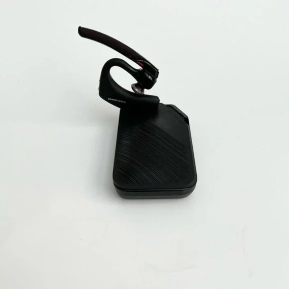 ‼️SOLD‼️Plantronics Voyager 5200-UC Bluetooth Headset Bundle - Picture 6 of 6